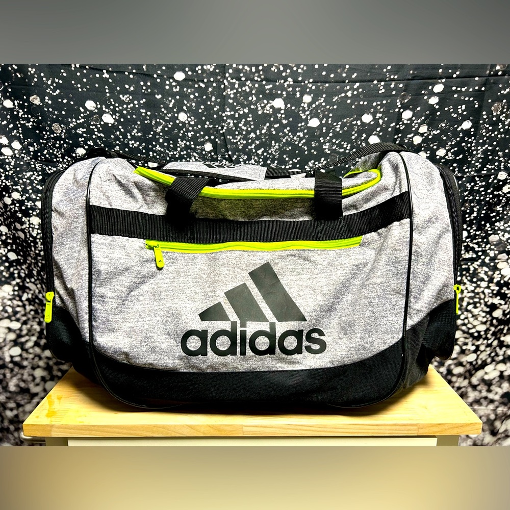 ✨ Adidas Duffel Bag NWOT ✨